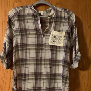 Sheer plaid high/low shirt with 3/4 sleeves